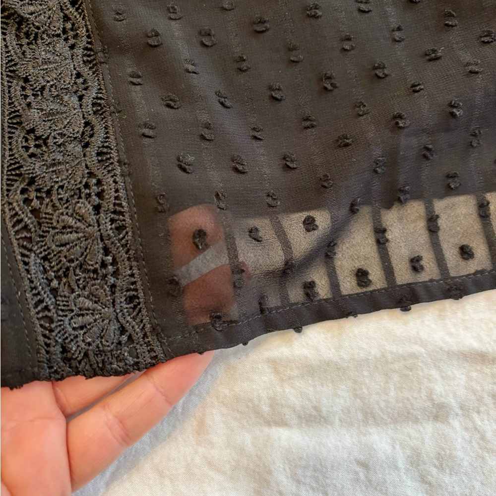 Elegant Black Lace Detail Blouse! NEW WITH TAGS! - Picture 14 of 14